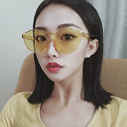 Kính râm tròn mới của Hàn Quốc kính râm màu vàng Harajuku kính râm mặt dài hộp đêm thủy triều lắc âm thanh với kính