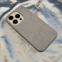 Мелкий серый