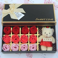 12 медведей постепенно становятся красными