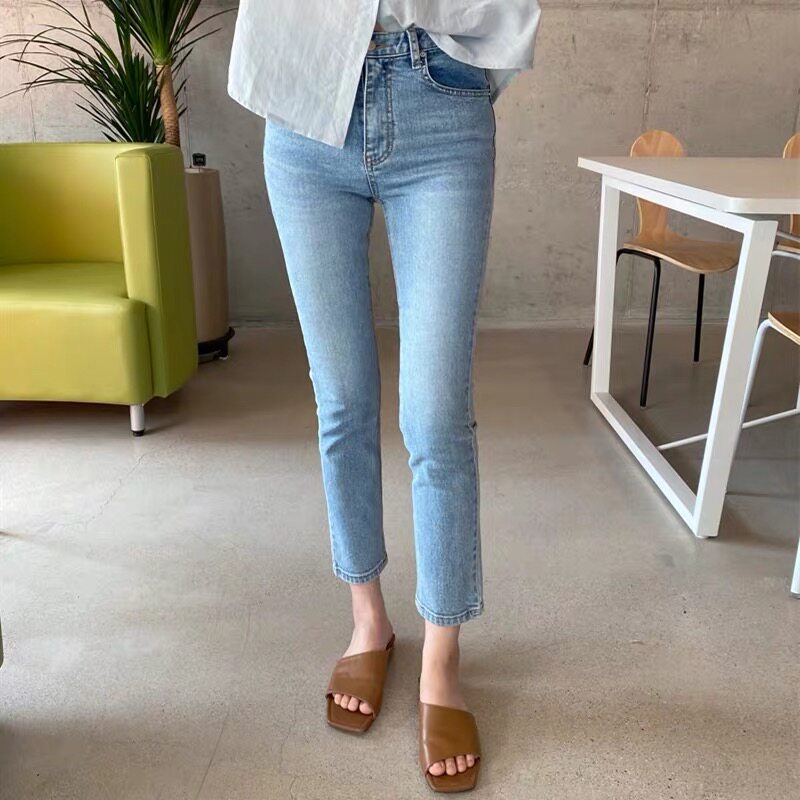 Light blue straight-leg jeans for women in the summer of 2022, a thin new style for petite women, eight-nine-inch cigarette tube pants