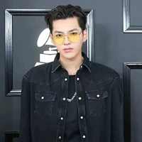 Ngôi sao nhạc rap mới của Trung Quốc Wu Yifan với kính râm retro mảnh kính râm nam hipster kính chống tia uv