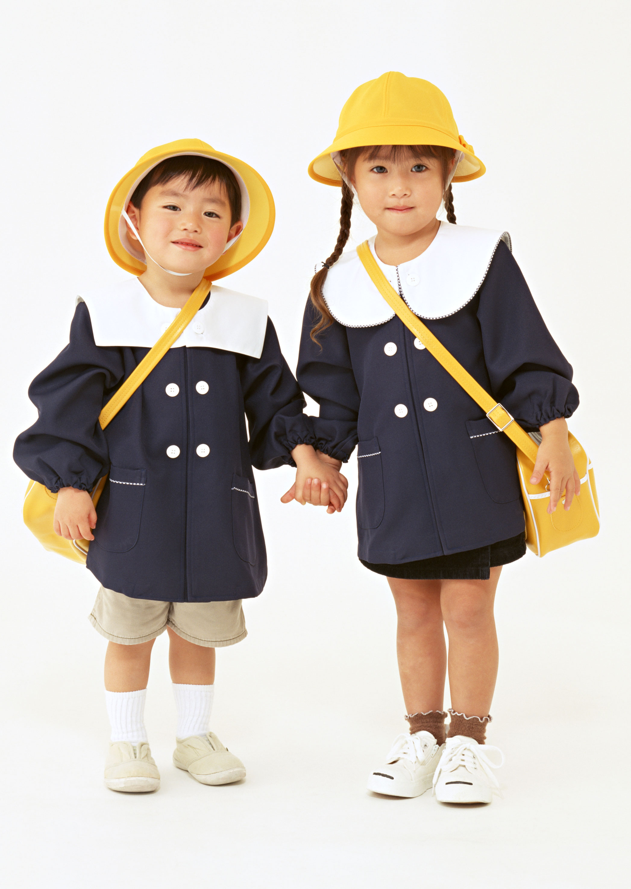 Японские дети в садике форма
