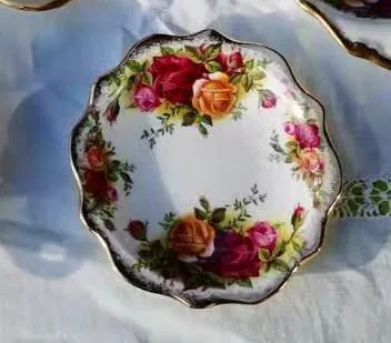 Западная фарфоровая коллекция Royal Albert Old Town Rose Торт-диск серия