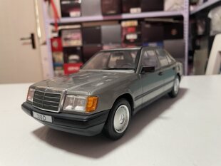 1:18 MCG BEMZ ENZ W124 300D E-KLASSE ELOY COLE COPERED ХУДАЛДАА
