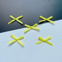 Желтый, 2.3×3см