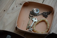 M Итальянская оригинальная седельная кожа.