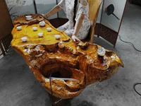 Gửi ghế ~ Rễ vàng khắc bàn cà phê toàn cây rễ trà bàn gỗ tự nhiên bể cá trà Haigen khắc bàn trà - Các món ăn khao khát gốc bộ bàn ghế gốc cây giá rẻ
