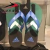 Giày nam Adidas 2019 hè mới thể thao và giải trí dép xỏ ngón ngoài trời bãi biển F35025 F35024 - Dép thể thao dép doctor Dép thể thao