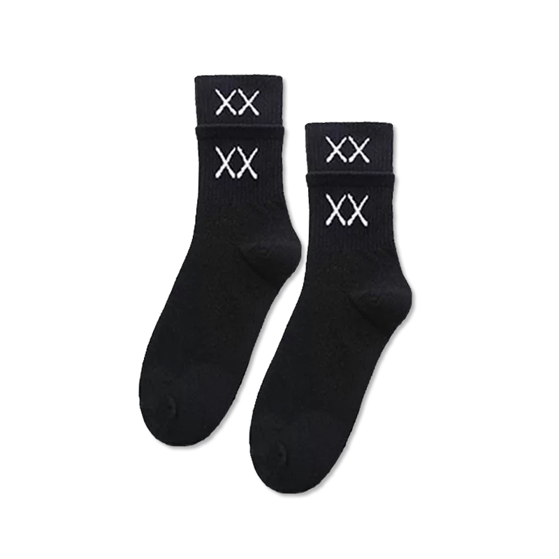 XX Black StitchingCrazySocks letter xx black and white Double port socks men and women fashion Middle tube socks Europe and America Chaopai street Sports socks