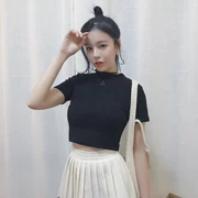 Mùa xuân và mùa hè phụ nữ mới của Hàn Quốc retro chic nửa cao cổ áo mỏng giảm béo màu sắc hoang dã ngắn tay T-Shirt áo triều