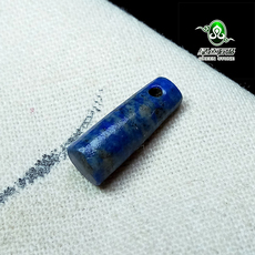 Другие lssp/绿色石品wp1607 不还价 西亚古珠大年份老青金石塔形diy珠 Lssp/wp1607