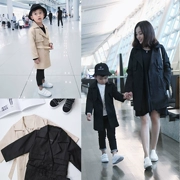 Lin Lin gia đình cha mẹ-con mùa thu quần áo mới 2018 áo gió mẹ và con