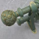 Лесной зеленый двойной шест