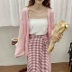 Розовый