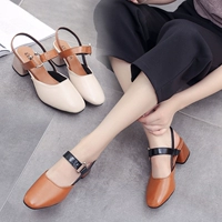 Baotou sandal cao gót nữ mùa hè phiên bản Hàn Quốc hoang dã mới dày với khóa đầu vuông có quai retro với một đôi giày giày sandal nữ đi học cấp 2