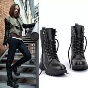 Женские военные ботинки, человеческие тела, 45 градусов наклона человека или тумблер