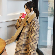 Chống mùa áo khoác nữ kẻ sọc Hepburn gió áo len trong phần dài của Hàn Quốc phiên bản của 2018 phong cách mới mùa đông đặc biệt rõ ràng