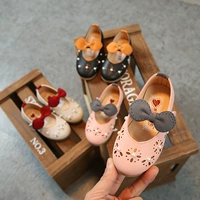Весенняя летняя обувь для кожаной обуви для девочек, сандалии, дышащий наряд маленькой принцессы, коллекция 2022, 1-3 лет