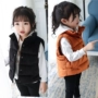 Mùa thu đông 2018 nhung vàng trẻ em dày xuống áo vest cotton giữa và áo trẻ em nhỏ nam và nữ mặc cho bé phiên bản mới của Hàn Quốc - Áo ghi lê áo gile bò cho bé