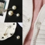 Hàn Quốc giả ngọc trai pin pin khăn choàng cardigan chống ánh sáng áo len cổ áo pin pin nhỏ pin phụ kiện ghim cài áo vest nữ