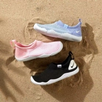 Изменить уборки сезона Nike Aqua Sock Мужская и женская деть-сеть детская обувь дышащие сандалии 943759-605