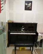 Bán đàn piano mẫu 3 năm dạy piano sử dụng đàn piano mới 95% - dương cầm