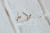 Маленький золотой изогнутый цирконий, маленькие серьги, 14 карат