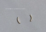 Маленький золотой изогнутый цирконий, маленькие серьги, 14 карат