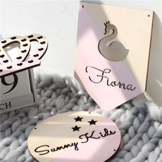 Стикер стены граффити sunnykids儿童房定制ins北欧卡通天鹅宝宝名字定制椴木挂牌装饰