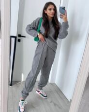 Стильные костюмы