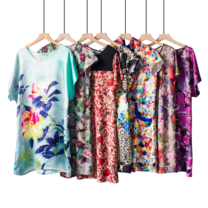 ชุดเดรสแขนสั้นผ้าไหมน้ำแข็งลายดอกไม้ เหมาะสำหรับวัยกลางคนและผู้สูงวัย ชุดชิ้นเดียวขนาดใหญ่ 中老年连衣裙冰丝花色雪纺短袖宽松连身裙大码奶奶花裙子牛奶丝 ชุดเดรสแขนสั้นผ้าไหมน้ำแข็งลายดอกไม้ เหมาะสำหรับวัยกลางคนและผู้สูงวัย ชุดชิ้นเดียวขนาดใหญ่