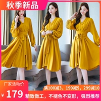 Xu hướng thời trang nữ bốn mùa màu xanh lá cây Phụ nữ khí chất Hàng Châu mới Hàng Châu - Cộng với kích thước quần áo áo nữ