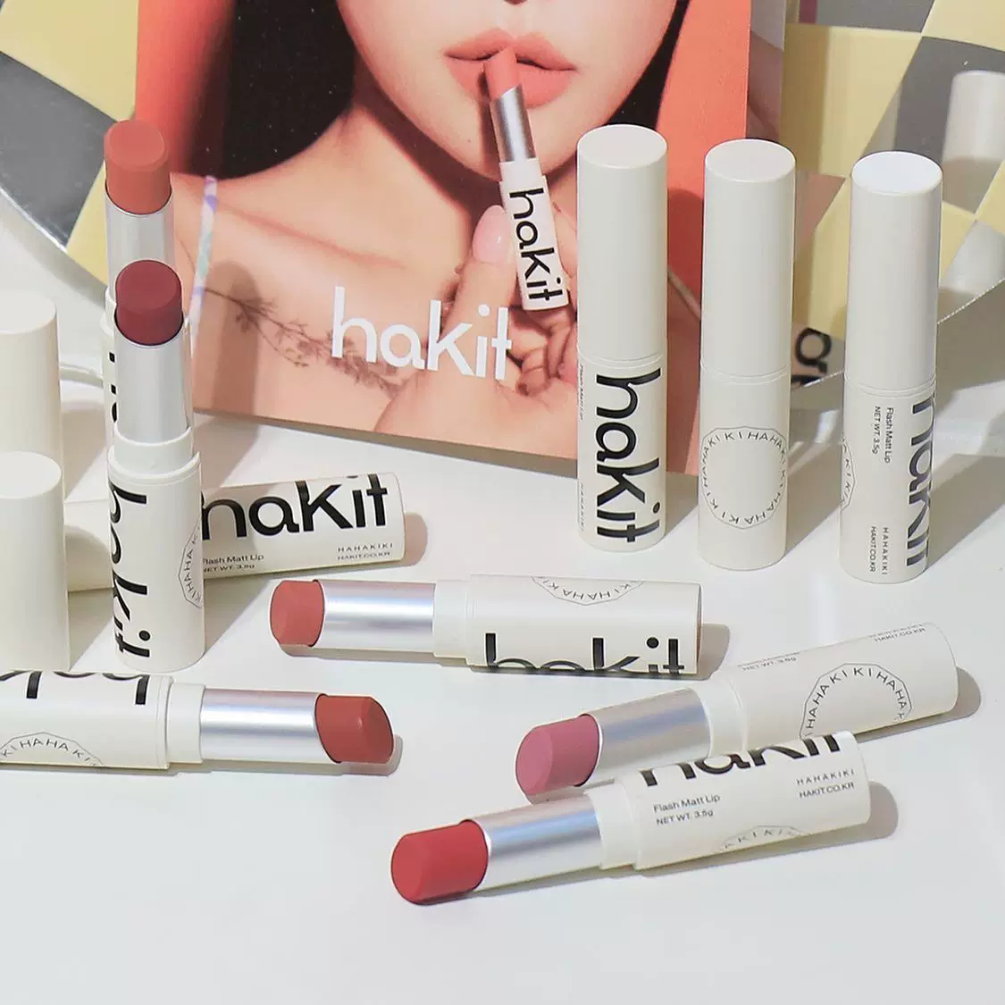 Корейская нишевая помада для губ Hakit Flash Matte silk skid velvet matte безыс сушения морщины поверхность паритет