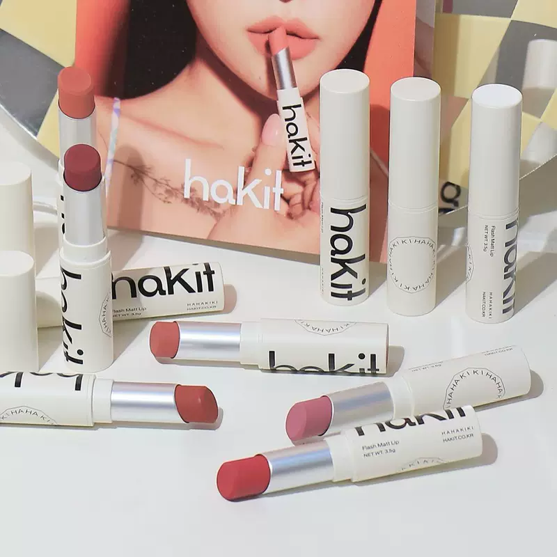 Корейская нишевая помада для губ Hakit Flash Matte silk skid velvet matte безыс сушения морщины поверхность паритет