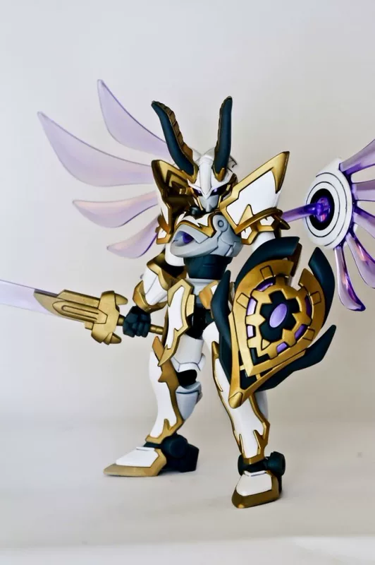 OEM-процесс обработки раскраски Bandai Carton Fighter LBX 014 LUCIFER Light Messenger Lucifer