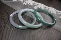 Ngọc lục bảo Một vòng tay tốt vòng tròn dầu xanh loài đá tím xanh cay cay sản phẩm mới một con số vòng tay đá phong thủy
