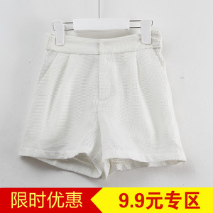 Người đàn ông loạt giảm giá cắt nhãn thời trang hoang dã màu rắn lỏng cá tính giản dị 2018 quần short mùa hè Y09088H