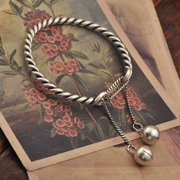 Bạc vòng đeo tay nữ retro cũ xoắn dệt đồ trang sức với chuông cá tính sáng tạo sterling bạc vòng đeo tay để gửi quà tặng bạn gái