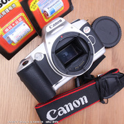 Canon KISS máy quay phim tự động phim SLR camera 2 thế hệ bạc duy nhất cơ thể mà không có ống kính để gửi pin