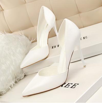 White & Leatherbigtree white high-heeled shoes female spring 2019 new pattern genuine leather Women's Shoes Versatile girl Fine heel Sharp point Single shoes