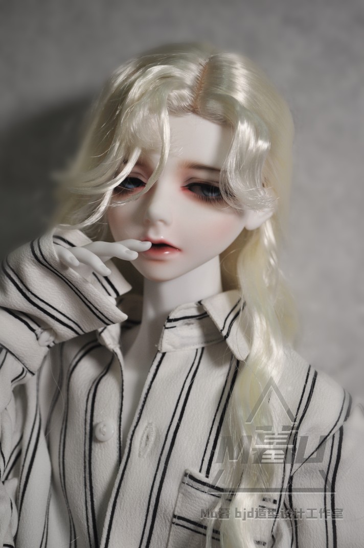 Mu Dusk] bjd This is a big wavy baby with a wig shape and hair