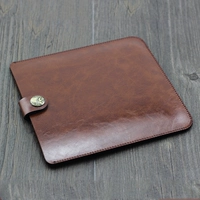 Версия Увеличения Луи Брауна имеет пряжку