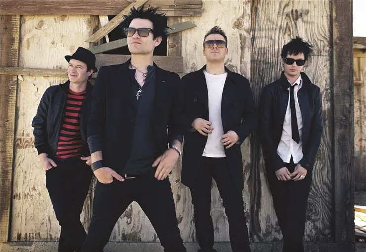 Фоторамка с изображением My Chemical Romance/SUM 41/Simple Plan/Blink-182 в стиле рок постер рисунок