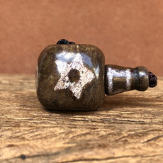 Украшения на руку 西藏天珠象雄天珠藏传藏区藏地天珠日月星天珠三通页岩朱砂包邮