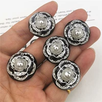 Черно -ботсовое серебро b цветок цветок