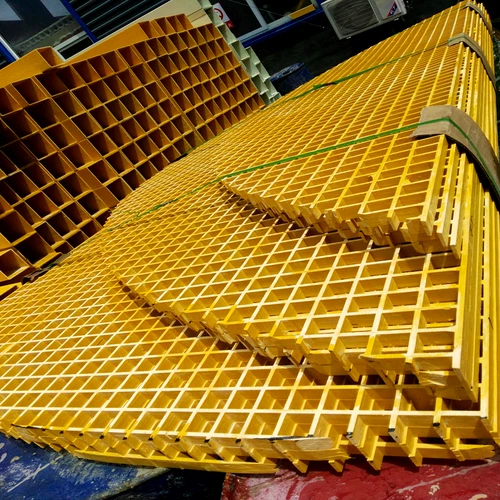 FRP гриль на гриле бассейн бассейн.