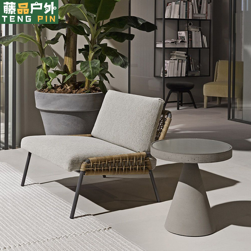 Sofa ngoài trời mây ghế đơn biệt thự khách sạn sân vườn giải trí ngoài trời ban công Bắc Âu bàn cà phê nhỏ kết hợp