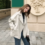 Ins siêu lửa Hàn Quốc áo khoác nữ lỏng lẻo bf phù hợp với cổ áo 2018 mùa thu ngắn xe gắn máy áo khoác là mỏng da nhỏ