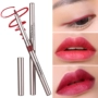 Lip liner chính hãng không thấm nước bưu chính miễn phí lâu dài không đánh dấu dưỡng ẩm tự động son môi bút chì phác thảo hình dạng môi 	son bút chì màu 18