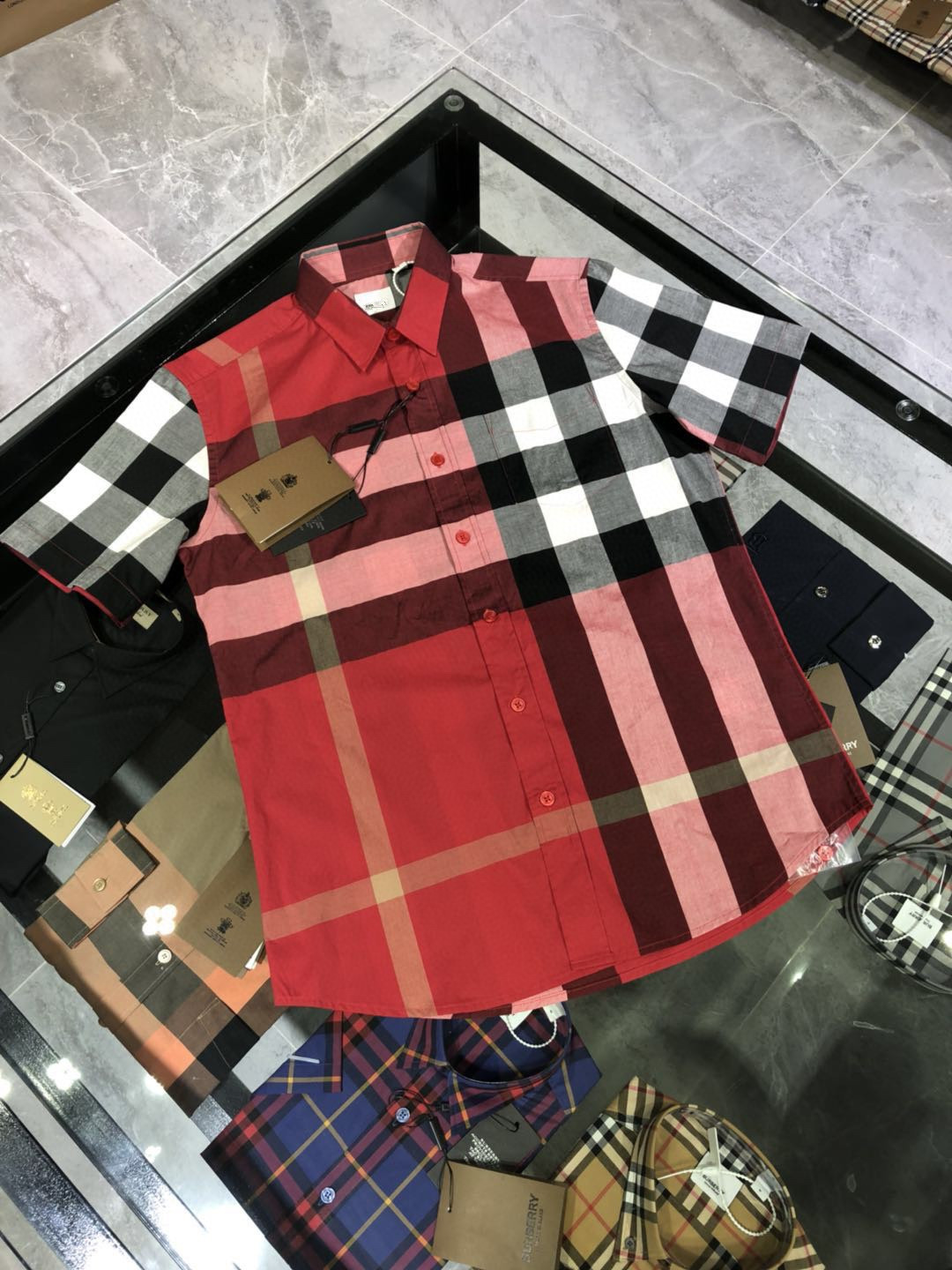 Large Grid Rednew pattern Europe and America lattice shirt men's wear home Short sleeve lovers classic letter rainbow Britain Check pattern Big size shirt b